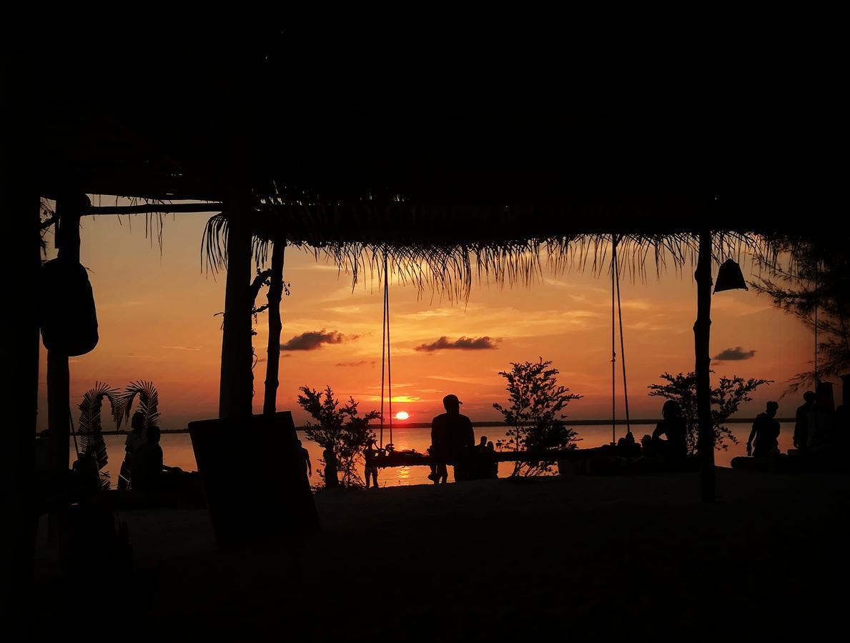 Отель Kae Funk Zanzibar Michamvi Kae Экстерьер фото