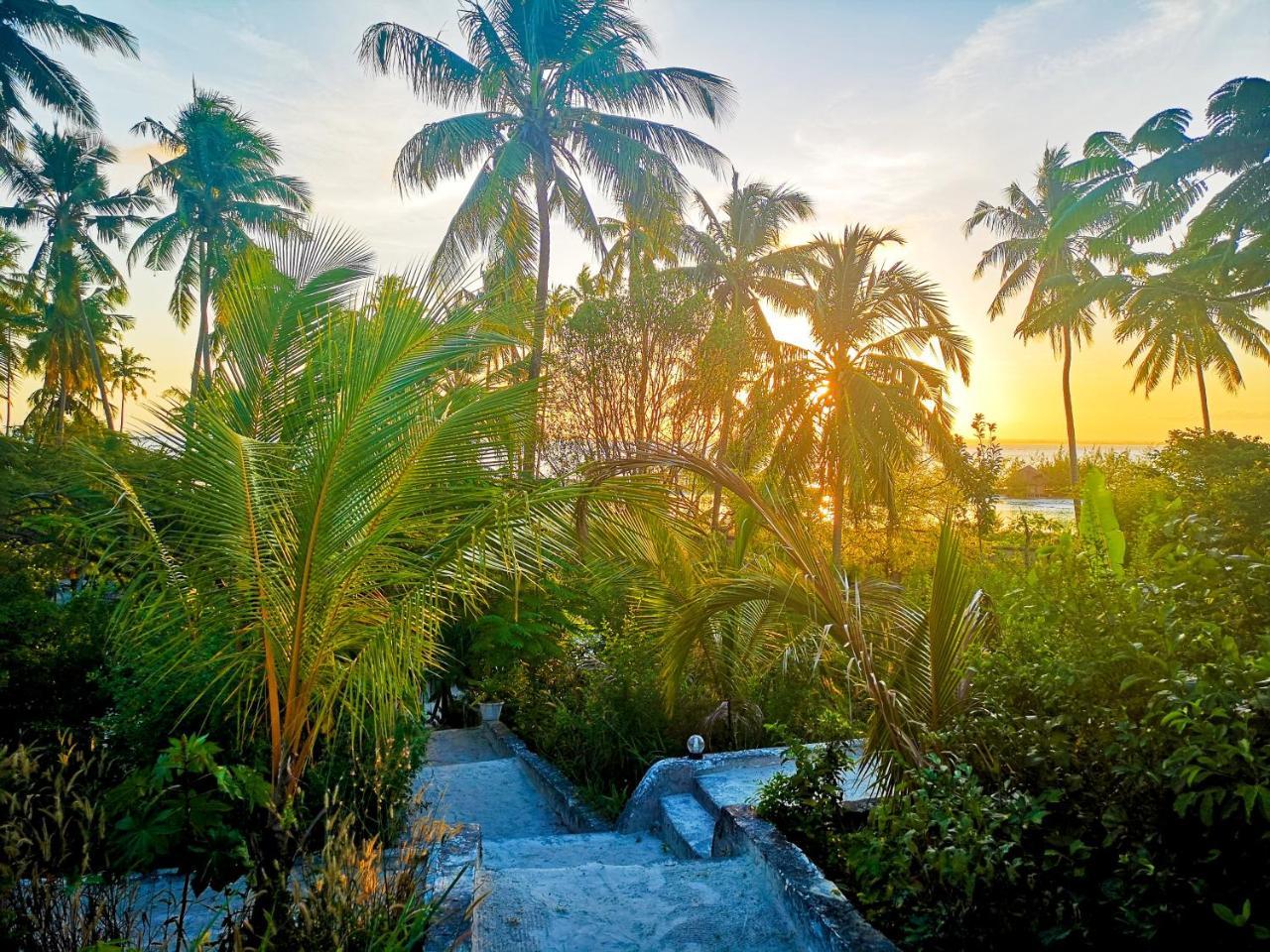 Отель Kae Funk Zanzibar Michamvi Kae Экстерьер фото